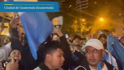 Guatemala celebra en las calles el triunfo de Bernardo Arévalo