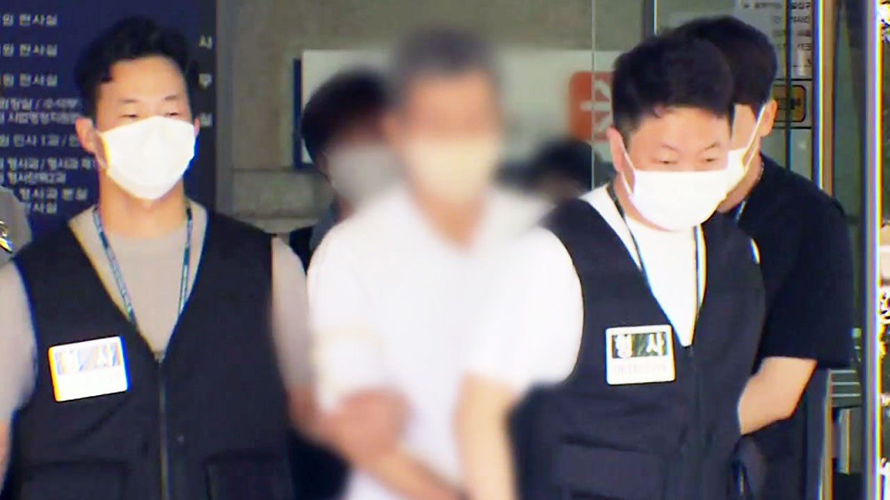 '탈북 청소년 강제 추행 혐의' 목사 구속영장 심사 / YTN