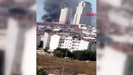 Esenyurt'ta kültür merkezinde yangın!