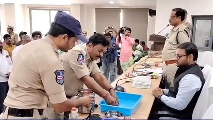 వనపర్తి: లక్కీ డ్రా ద్వారా వైన్ షాప్స్ టెండర్ల ఎంపిక.. పాల్గొన్న అధికారులు