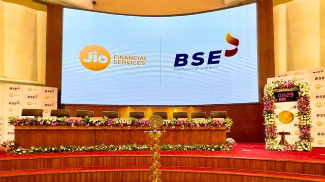 जियो फाइनेंशियल सर्विसेज की खराब लिस्टिंग, NSE और BSE पर लगा लोअर सर्किट