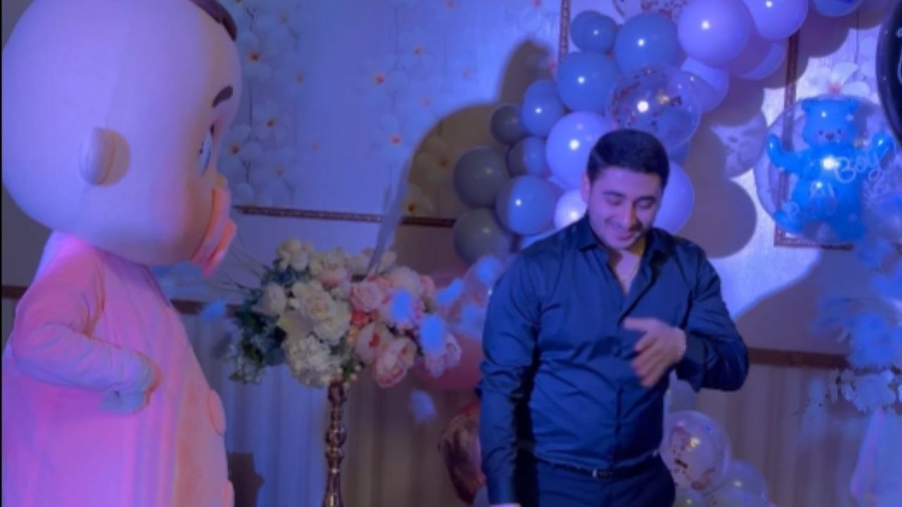 Couple put on a heartwarming show on their gender reveal event *Wholesome Celebration*