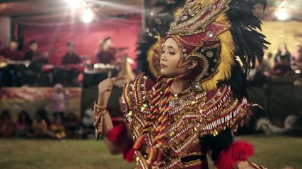 kesenian traditional Topeng ireng