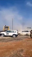 Kıbrıs’ta yolumuzu kesen BM araçları işte dozerle böyle temizlendi