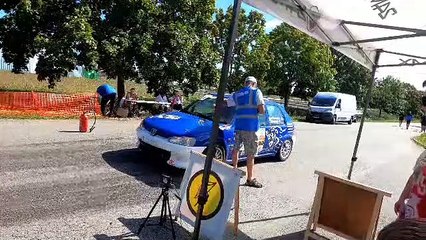 Départ de la  106 rallye es 4 au rallye des 12 travaux d hercule 2023