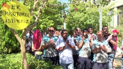 Kadıköy Belediyesinde çalışan işçiler, yarım günlük iş bırakma eylemi yaptı