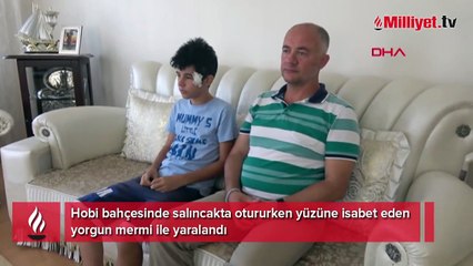 Hobi bahçesinde salıncakta ölümden döndü! Yorgun mermi yüzüne isabet etti