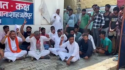 बालक की मौत के विरोध में भाजपा का थाने पर प्रदर्शन