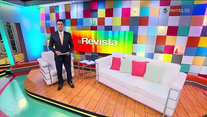 Masiva marcha parte de El Alto rumbo a La Paz para presentar su agenda de demandas al presidente