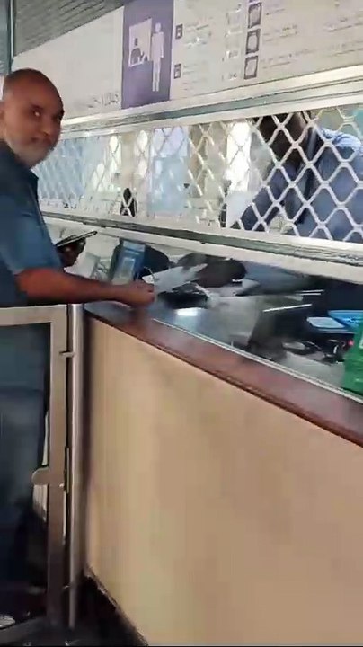 मेट्रो स्टेशनों पर एनसीएमसी की बिक्री शुरू