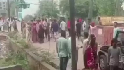 प्रयागराज: नैनी के दांडी में स्कूल के पास हुई खूब बमबाजी,क्षेत्र में फैली सनसनी