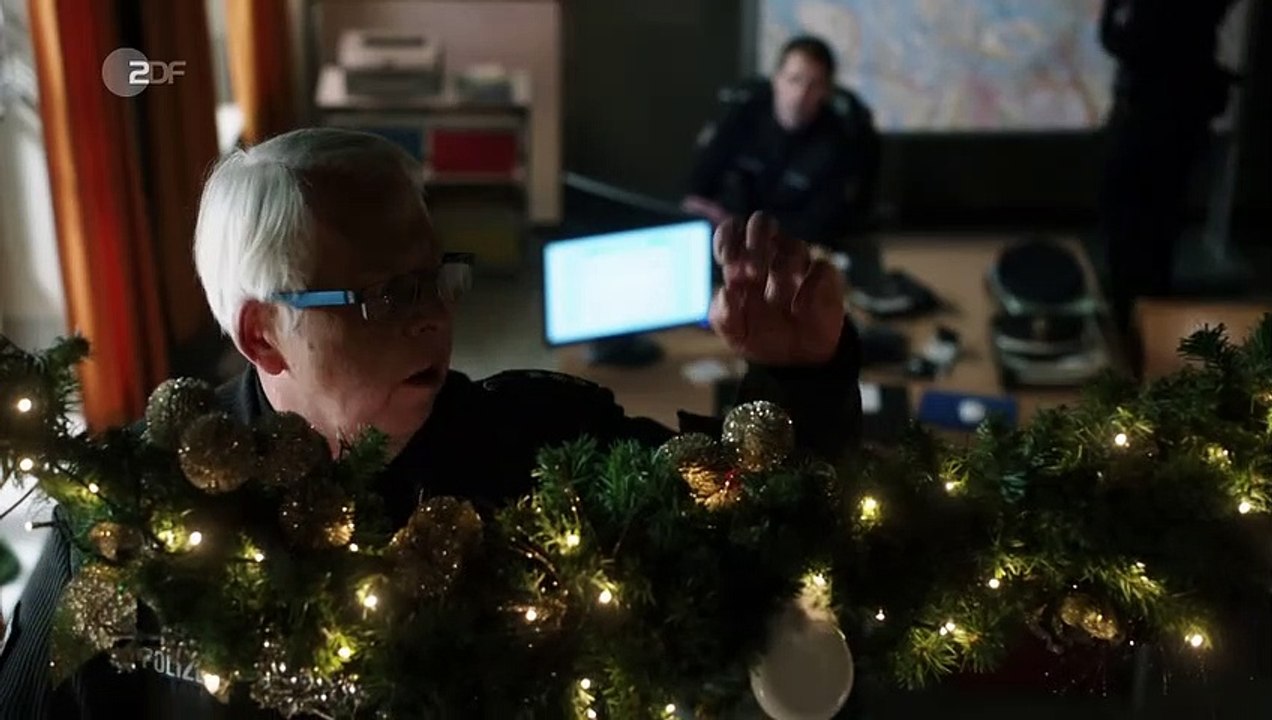 Notruf Hafenkante (418) Staffel 17 Folge 12 - Frohe Weihnachten