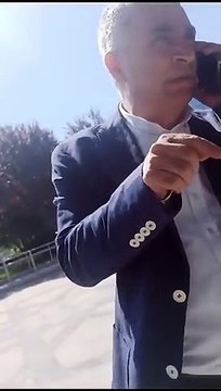 Önce küfür etti ardından saldırdı! Mansur'un beslemesinin rezaleti böyle görüntülendi