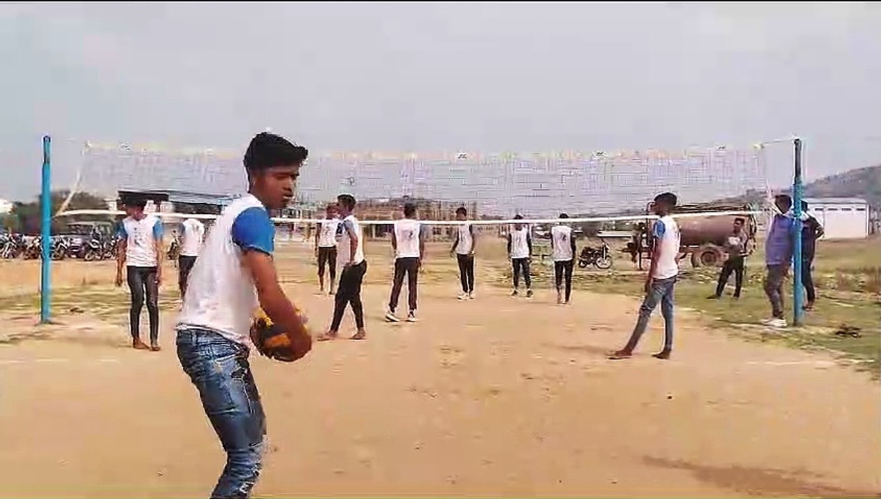 जिला स्तर के लिए जद्दोजहद: खिलाडिय़ों ने दिखाया दमखम