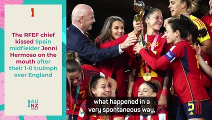 Rubiales apologises after kissing Hermoso