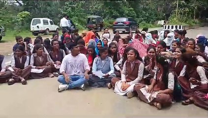 600 में से 50 को पूरक और दो सौ विद्यार्थी कर दिए गए फेल