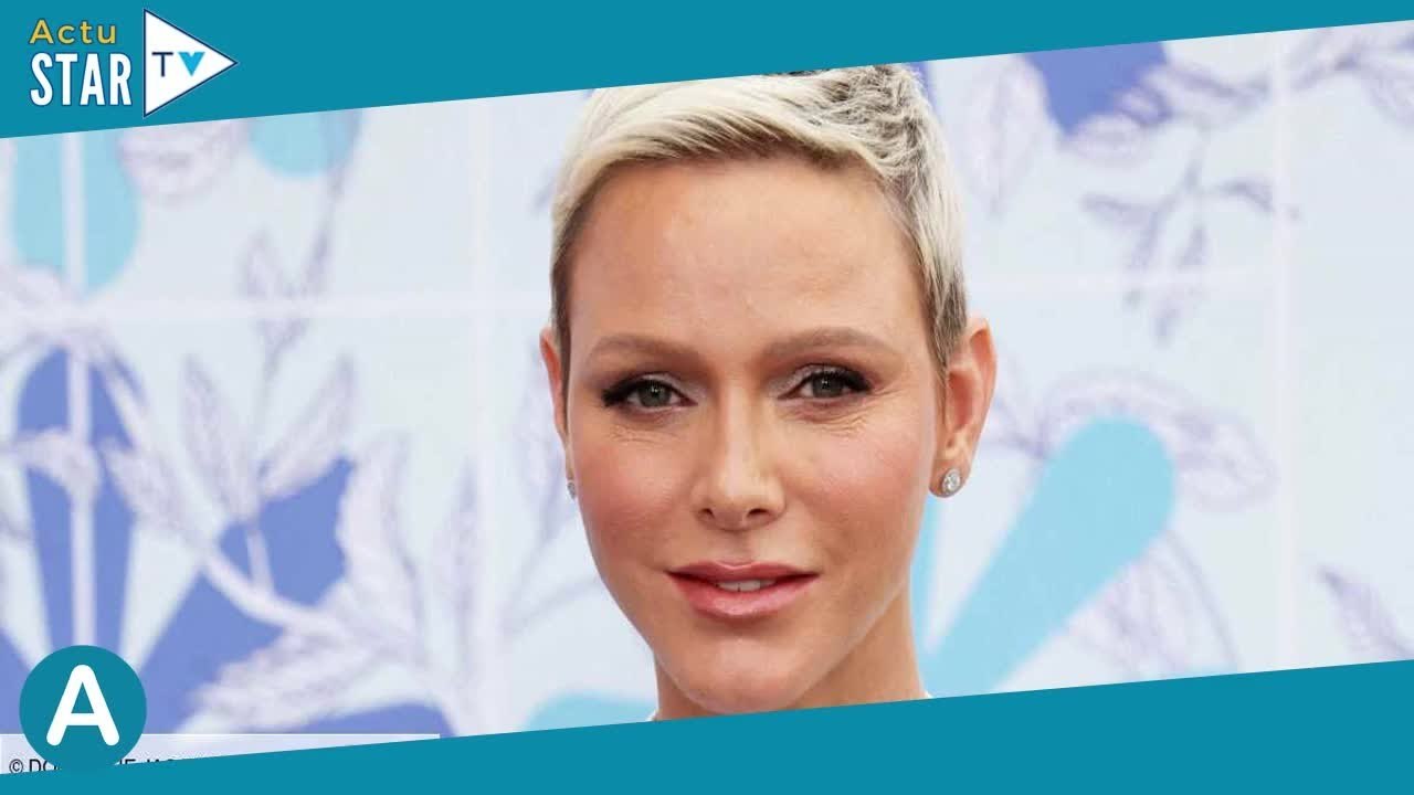 Charlene de Monaco  au fait, quelles langues parle t elle