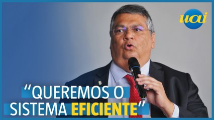 Dino anuncia verba para segurança pública em MG sem presença de Zema