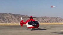 Şırnak'ta helikopter ambulans kanser hastası için havalandı