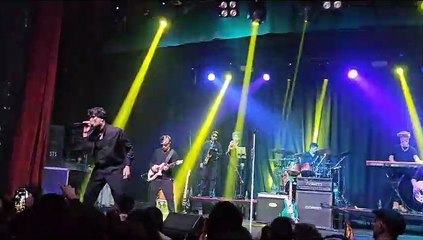 Dante Spinetta brilló en el Teatro Ópera de La Plata
