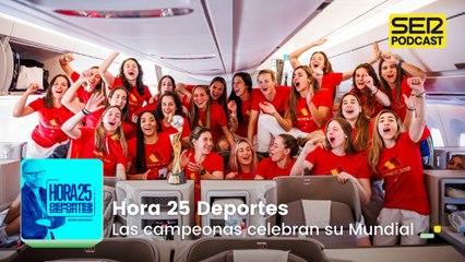 Las campeonas celebran su Mundial