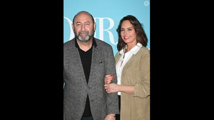 Julia Vignali mariée à Kad Merad et belle-mère de son fils à la passion très envahissante : la règ