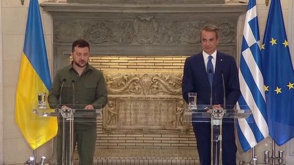 Zelenski en Grecia para reunirse con líderes europeos y de los Balcanes