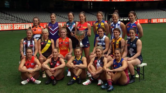 AFLW players will now receive equal prize money