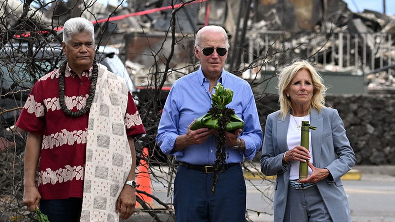 Biden meets Maui locals on visit to wildfire-stricken Lahaina