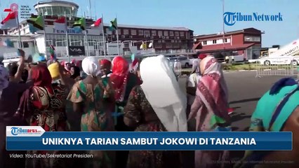 Meriah! Presiden Jokowi Tiba di Tanzania, Disambut Kibaran Bendera Serta Tarian Suku Maasai & Msewe