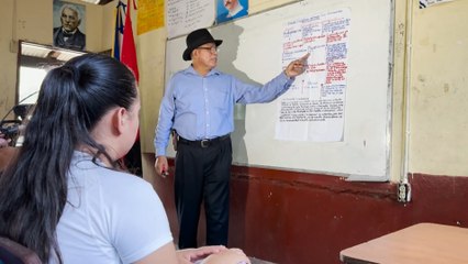 Doctor cumplió sus sueños gracias a la Gran Cruzada Nacional de Alfabetización
