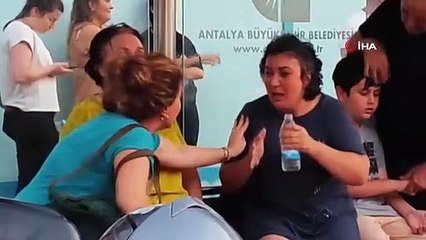 Antalya'da koca vahşeti: İş yeri deposunda eşini bıçaklayarak katleden koca kaçtı