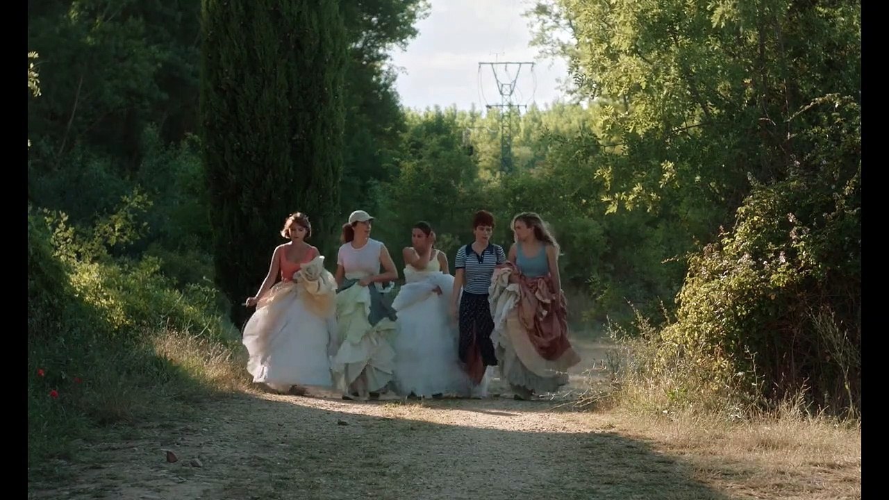 Las chicas están bien - Clip