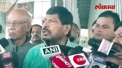 शिंदेंना सवाल विचारणाऱ्या अजित पवारांना आठवलेंचा सल्ला