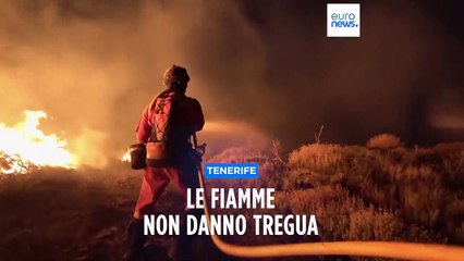 Tenerife, l'incendio divampato sette giorni fa continua a bruciare
