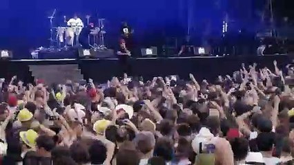 Cypress Hill chante "Insane in the Brain" à Rock en Seine
