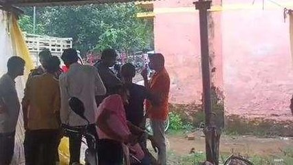 सीतापुर: सड़क दुर्घटना में एक युवक की दर्दनाक मौत, मची चीख - पुकार
