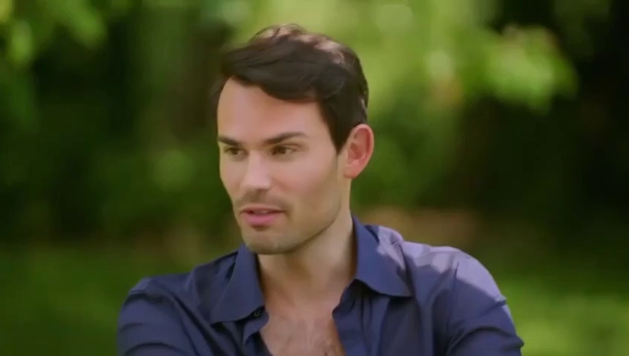 Celebs Go Dating S 12 Ep 1