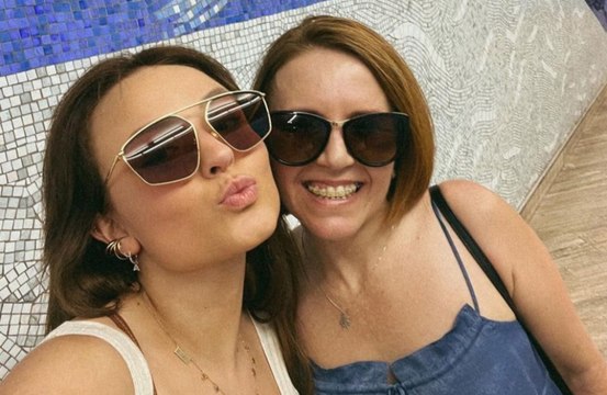 Mãe de Larissa Manoela diz que atriz ‘nunca ficou sem dinheiro’ e rebate acusações de desvio