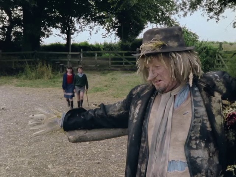 Worzel Gummidge (1979) S01E01 RESTORED HIGH QUALITY - Worzel's Washing Day - Jon Pertwee / Una Stubbs / Geoffrey Bayldon / Mike Berry / Charlotte Coleman / Joan Sims
