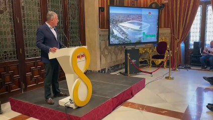 El alcalde de Sevilla, José Luis Sanz, en la presentación del nuevo Benito Villamarín