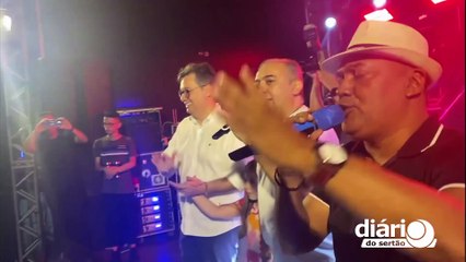 Praça do Xamegão lota para evento de emancipação política de Cajazeiras realizado por músicos da cidade