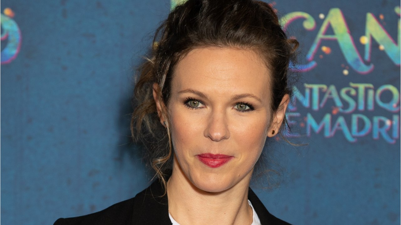 GALA VIDEO - Lorie Pester, cette annonce qui va ravir ses fans : “La rentrée sera musicale”