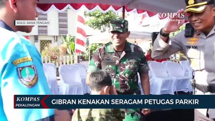 Gibran Rakabuming Raka Kenakan Seragam Petugas Parkir di Pawai Pembangunan