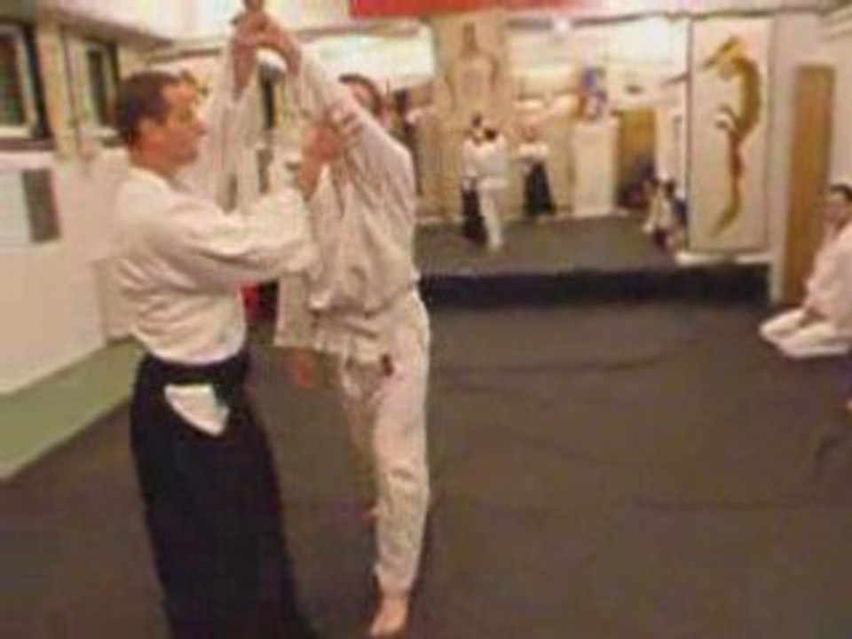 Training video by OnlineAikido.com
