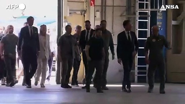 Paesi Bassi, Zelensky e Rutte alla presentazione dei F-16A