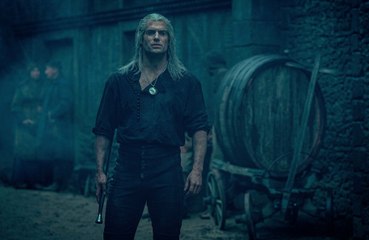 Warum Henry Cavill die Hauptrolle in ‘The Witcher’ verlässt – Insider-Details von Regisseur Marc Jobst 🎬