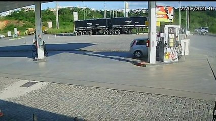 Motorista é perseguido pela PRF na BR-101 após furar bloqueio