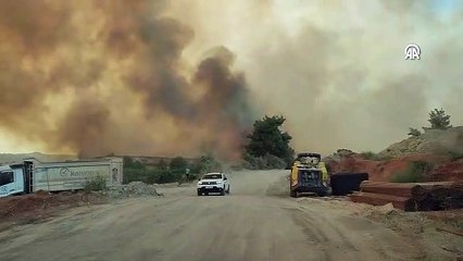 Bilecik'te çıkan orman yangınına müdahale ediliyor