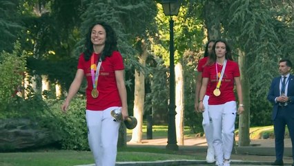 Sánchez considera ‘inaceitável’ beijo de presidente da federação espanhola em jogadora